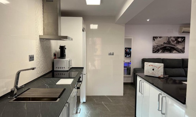 Huerta de la Marquesa Apartment | Apartamento espacioso de diseño a 3 min RENFE.
