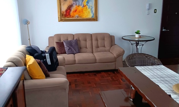 Alto da Rua Quinze Apartment | Apartamento grande Bem localizado em Curitiba