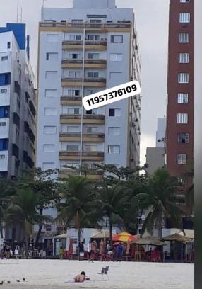 Sao Vicente Apartment | Apartamento mobiliado prédio frente ao mar