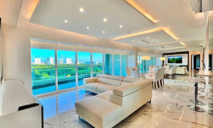 Downtown Cancun Apartment | Apartamento Moderno Quintana Roo Cancun
