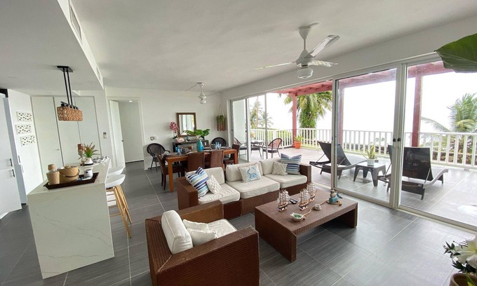 Punta Balandra Apartment | Apartamento Vista Mare 5-102