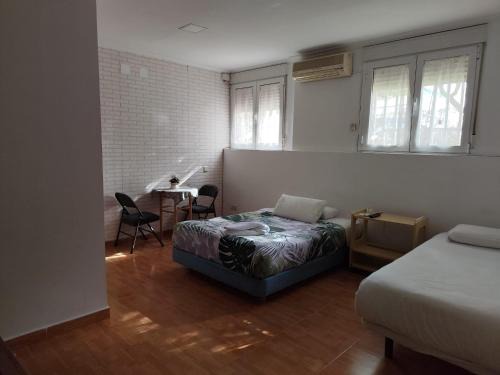 Hortaleza House | Apartamento y Habitaciones El Colmenar