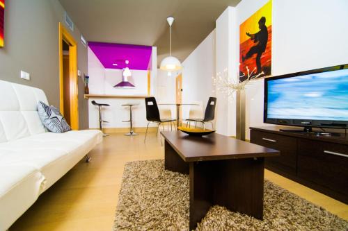 Almeria Apartment | Apartamentos 16:9 Suites Almería