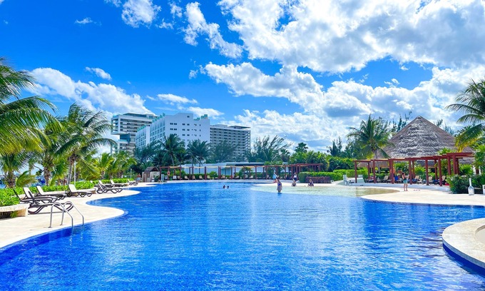 Puerto Juarez Condo | Apartamentos de lujo frente al Mar Caribe