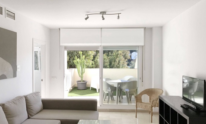 Malaga-Este Apartment | Apartamentos Doña Carmen