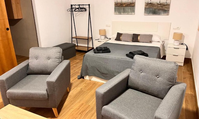 Archidona Apartment | Apartamentos El PELIGRO 2 LAHIVE