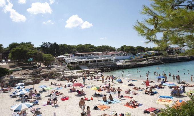 Cala Blanca Apartment | Apartamentos Maribel