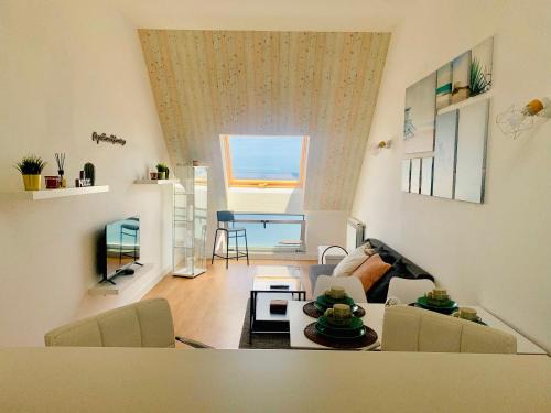 Burela Apartment | Apartamentos LAMAROSA -ATICO ,Vistas al Mar Cantabrico PARKING