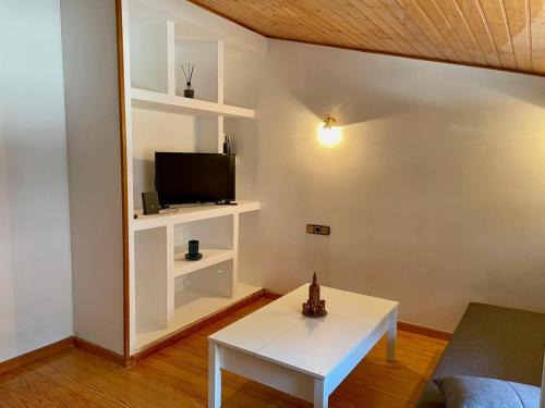 Hoyos del Espino Apartment | Apartamentos Pico Almanzor