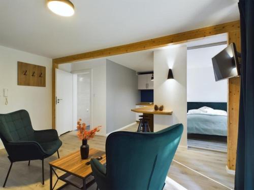 Cieplice Apartment | Apartamenty Dabrowka Budget - w lesie, prywatny parking, sauna, park