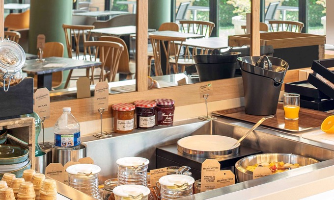 Issy-les-Moulineaux Apartment | Aparthotel Adagio Porte de Versailles