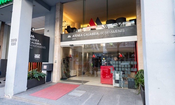 Esquerra de l'Eixample Hotel | Aparthotel Atenea Calabria