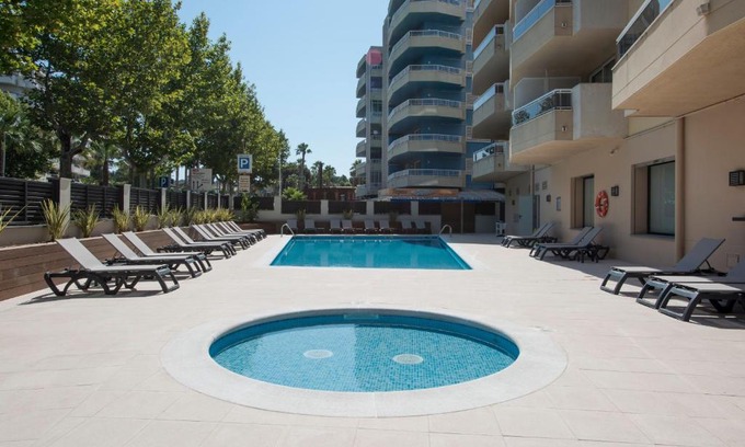 Salou City Centre Apartment | Aparthotel California