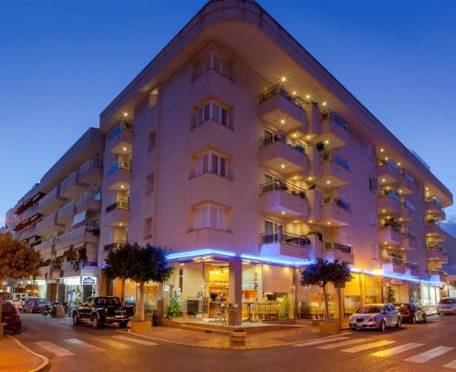 Santa Eulalia del Rio Apartment | Aparthotel Duquesa Playa