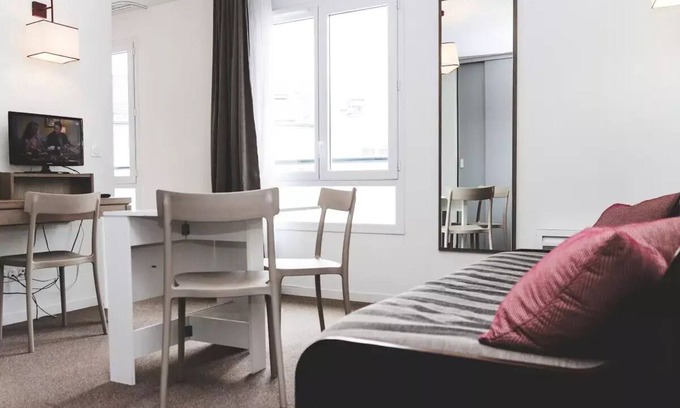 Quimper Apartment | Aparthotel Quimper - Superior 2-Room Apartment 4 People