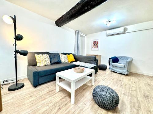 Old Town Apartment | ApartHotel Riviera - ANGLE DROITE - Old town Promenade des Anglais