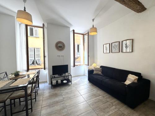 Old Town Apartment | ApartHotel Riviera - Barillerie 12 - Vieille Ville 1mn plage - Appartement 2 pieces AC