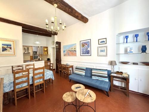Old Town Apartment | ApartHotel Riviera - BARILLERIE 3 - Vieille Ville 50m de la plage- 4 pieces - AC