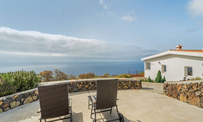 Fuencaliente de la Palma Apartment | Apartment 'Sitio La Era' with Sea View, Private Terrace and Wi-Fi