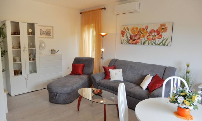 Obrs Apartment | Apartment Ketty (16261-A1) - Moscenicka Draga (Opatija)