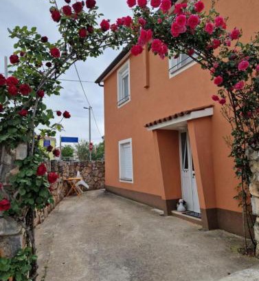 Petrovija Apartment | Apartma Olivin