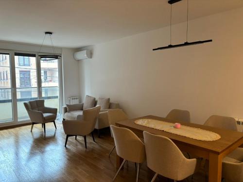 Cacak Apartment | Apartman Akademska Četvrt