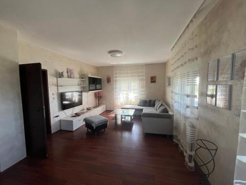 Arandelovac Apartment | Apartman FM
