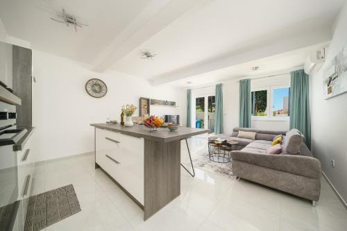 Brodarica Apartment | Apartman Iris