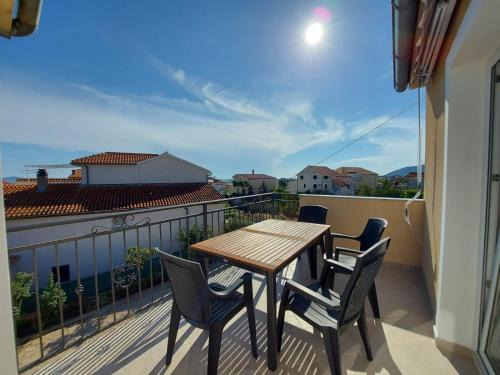 Tribunj Apartment | Apartman Laura 2