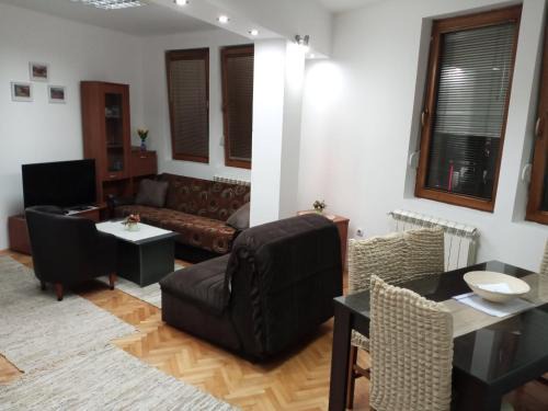 Vranje Apartment | Apartman Mladenovic Center, free parking&wifi