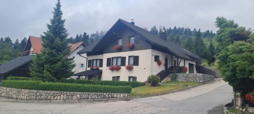 Delnice Apartment | Apartman Neli