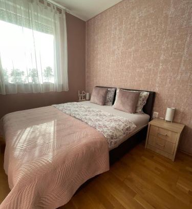 Grbavica Apartment | Apartman Oaza