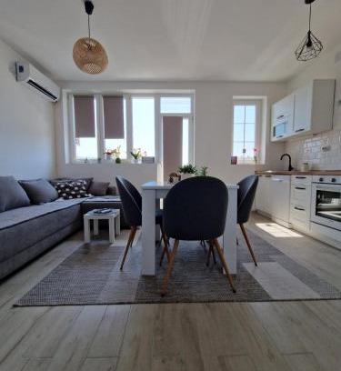 Pirot Apartment | Apartman REA 1