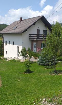 Kupres Apartment | Apartman Suzana