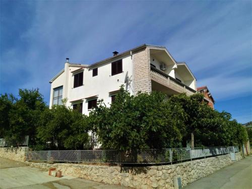 Raslina Apartment | Apartmani Ante
