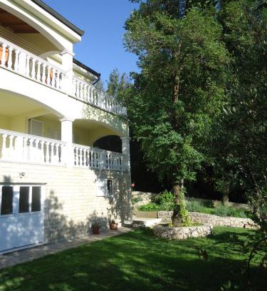 Municipality of Omisalj Apartment | APARTMANI BAN