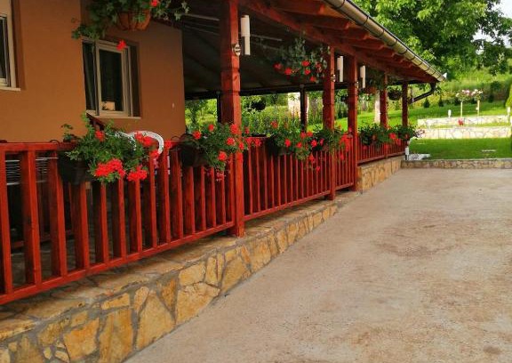 Vrdnik Apartment | Apartmani Bojana