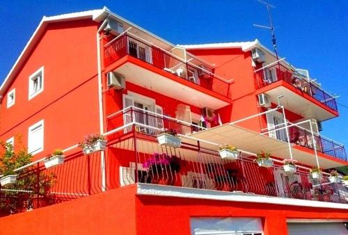 Trebesinj Apartment | Apartmani Igalo Studio Povoljno