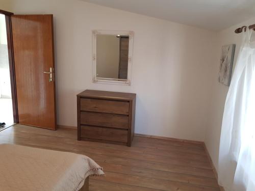 Tribunj Apartment | Apartmani Kornatska