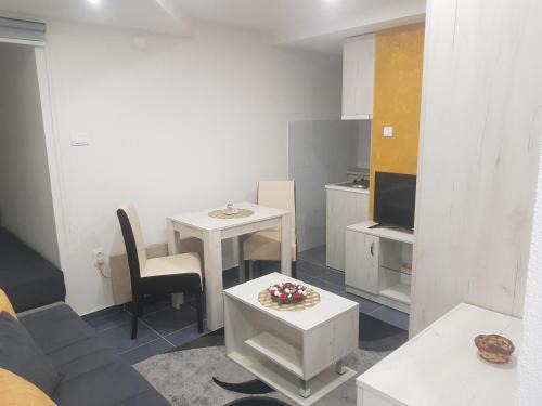 Loznica Apartment | Apartmani Loznica