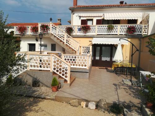 Barusici Apartment | Apartmani Marija Malinska