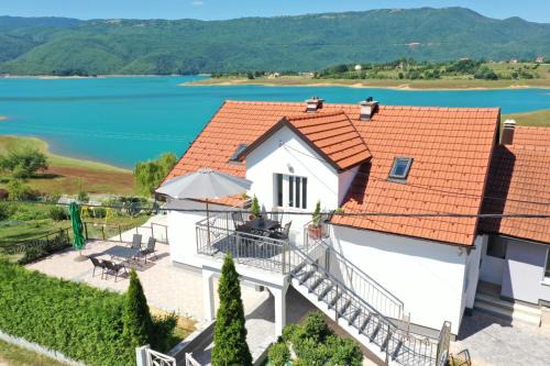 Herzegovina-Neretva Canton Apartment | Apartmani Markešić Ramsko jezero