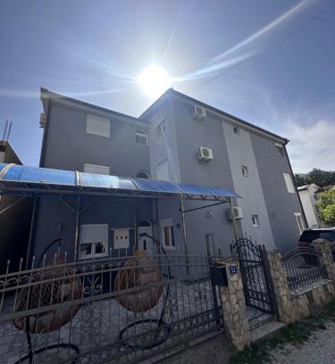 Zgrade Apartment | Apartmani Mulic