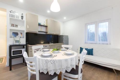 Brodarica Apartment | Apartmani Olivette