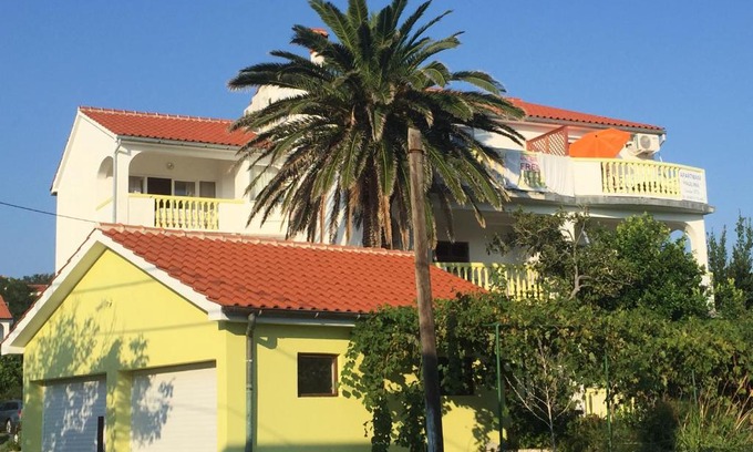 Lopar Apartment | Apartmani Paulina