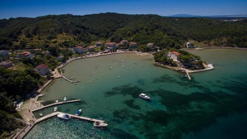 Rab Town Apartment | Apartmani Premijer-Rab