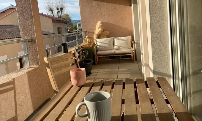 Saint-Andre-de-Sangonis Apartment | Apartment