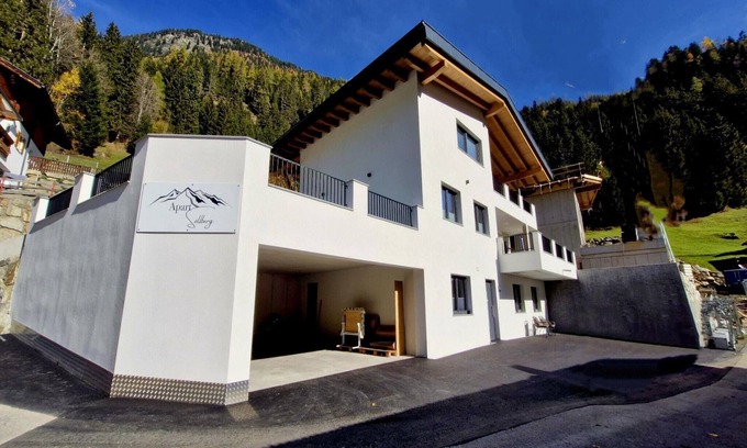 Sankt Leonhard im Pitztal Apartment | Apartment in Pitztal near Ski Glacier