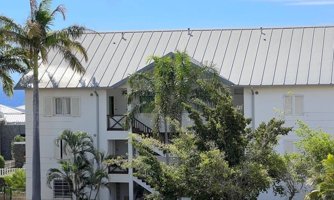 Carosse Apartment | Apartment Eden Cocoon* 2 rooms Saint Gillesles Bains, 5 mn Lagon