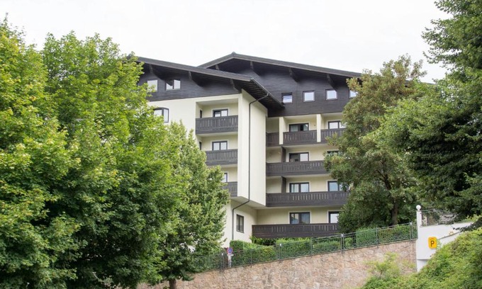 Alpendorf Apartment | Apartment 12 Grüner Baum Alpendorf